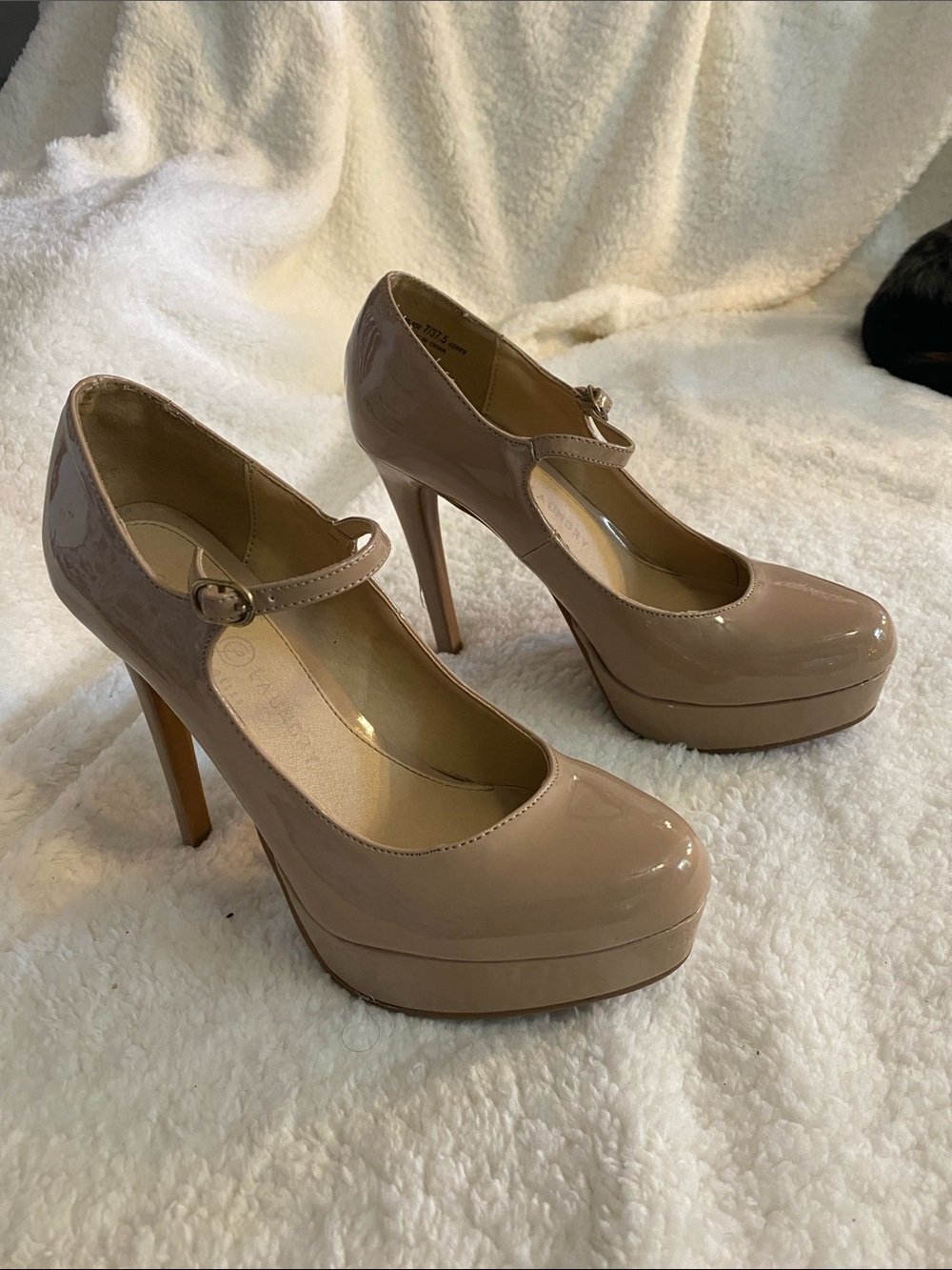 Chinese Laundry Nude Patent Mary Jane Platform Pumps